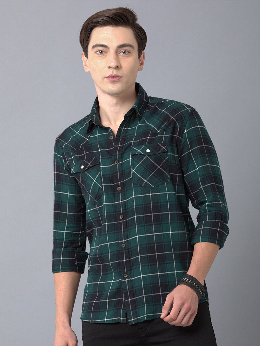

YOVISH Men Green Smart Slim Fit Tartan Checked Casual Shirt