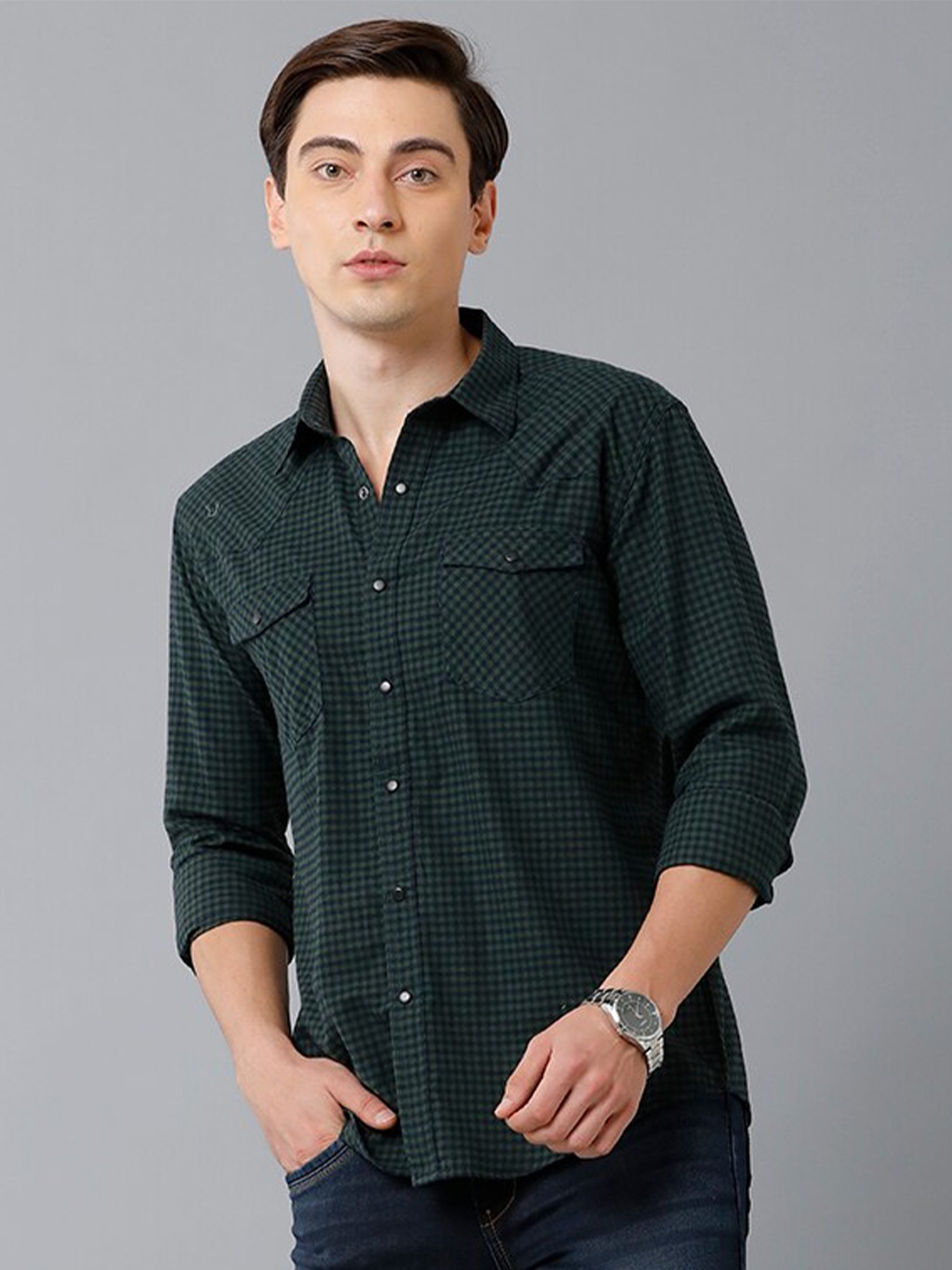 

YOVISH Men Green Smart Slim Fit Checked Casual Shirt