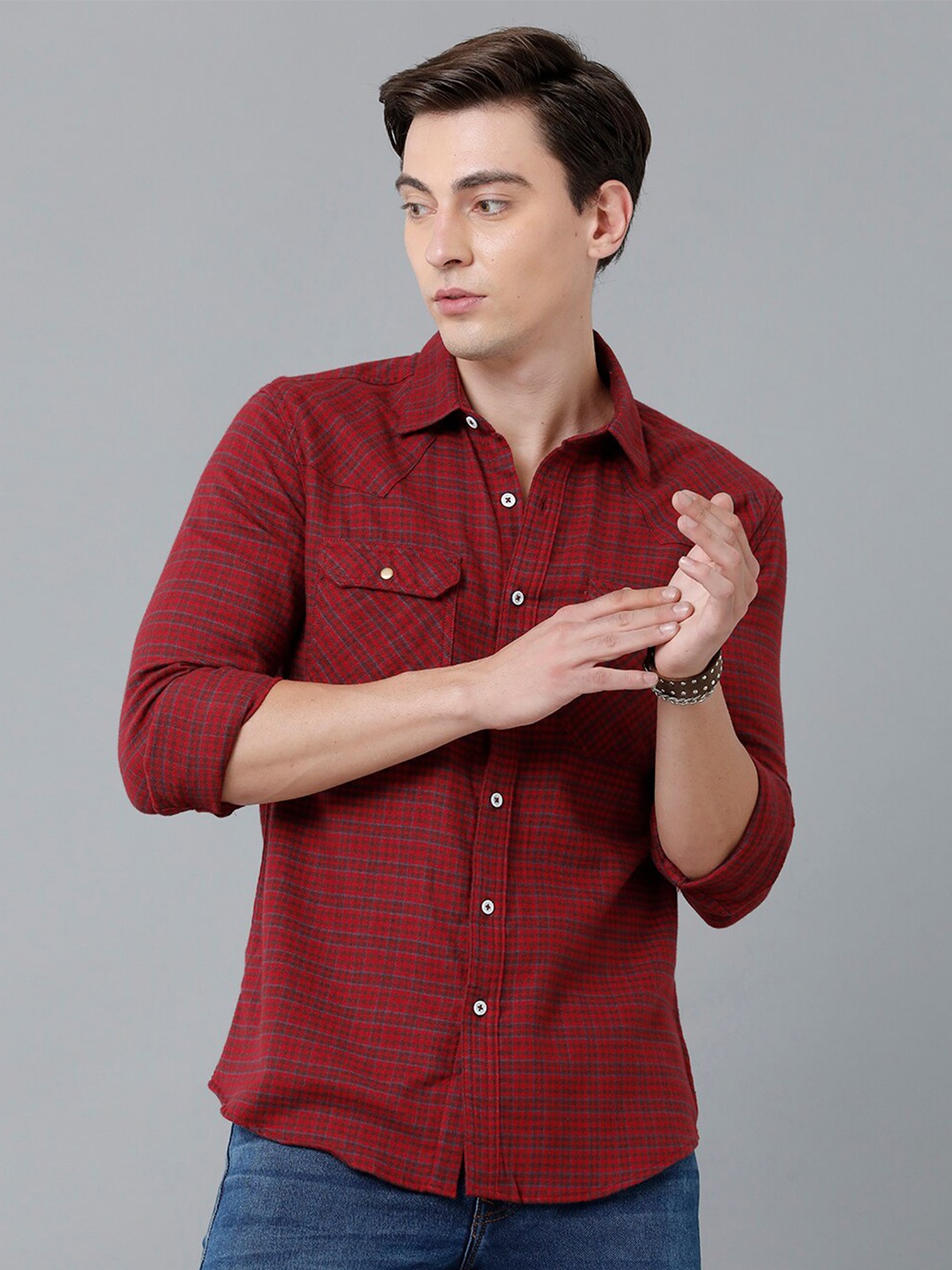 

YOVISH Men Red Smart Slim Fit Checked Casual Shirt
