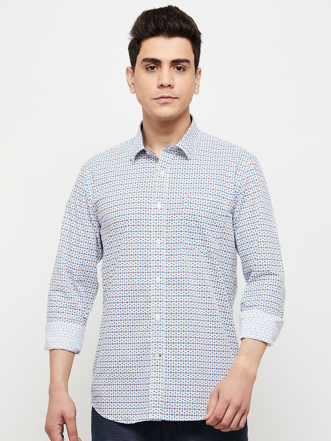 

max Men White Printed Casual Shirt