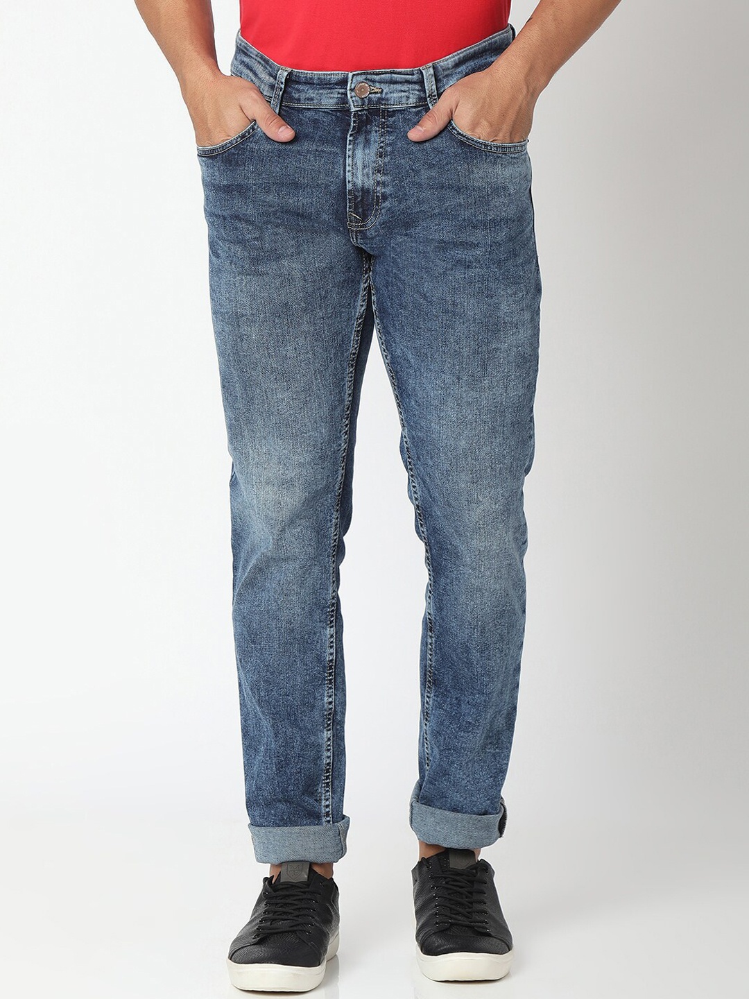 

SPYKAR Men Blue Relaxed Fit Low-Rise Light Fade Jeans