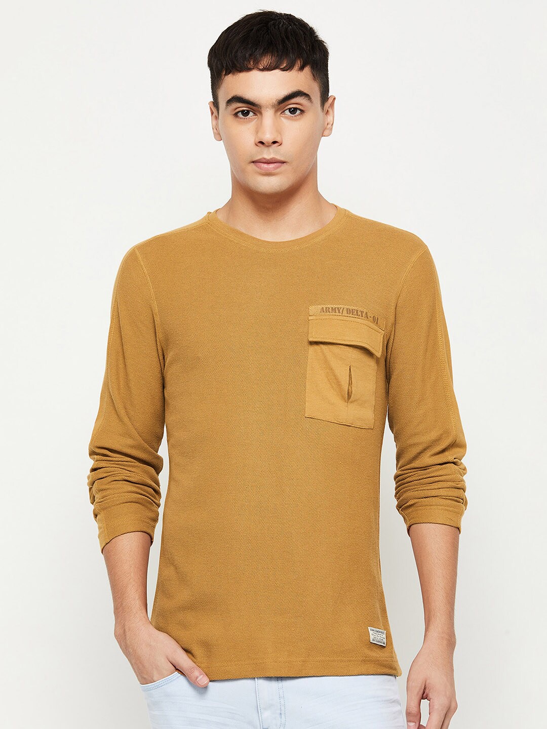 

max Men Brown Extended Sleeves T-shirt