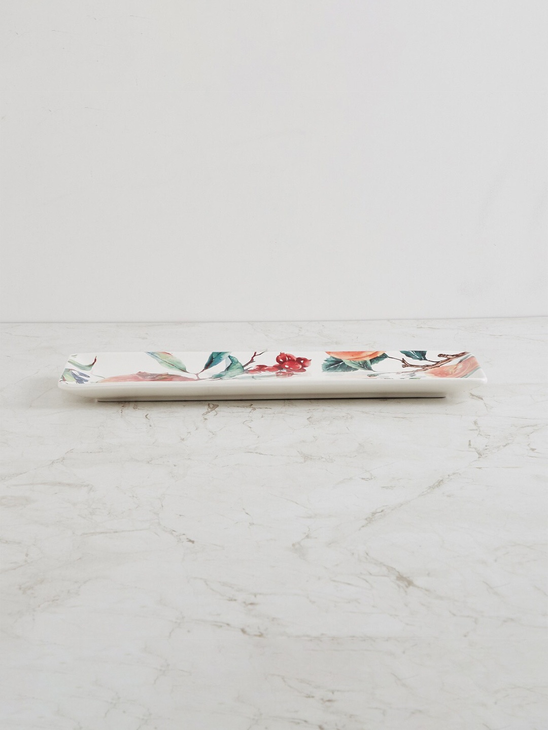 

Home Centre White & Red 1 Pieces Floral Printed Bone China Glossy Plates