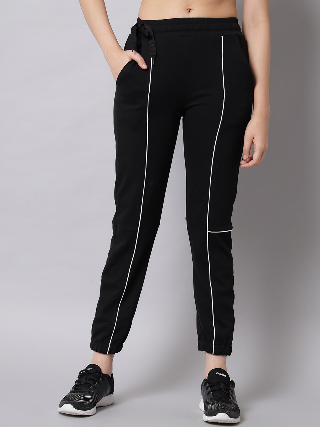 

Q-rious Women Black Solid Pure Cotton Track Pants