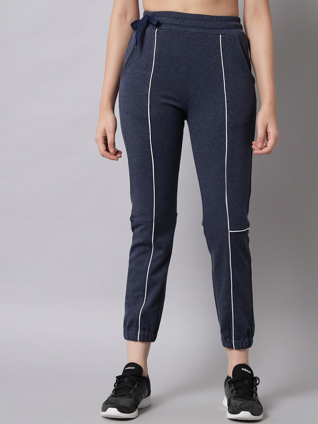 

Q-rious Women Navy Blue Solid Pure Cotton Joggers