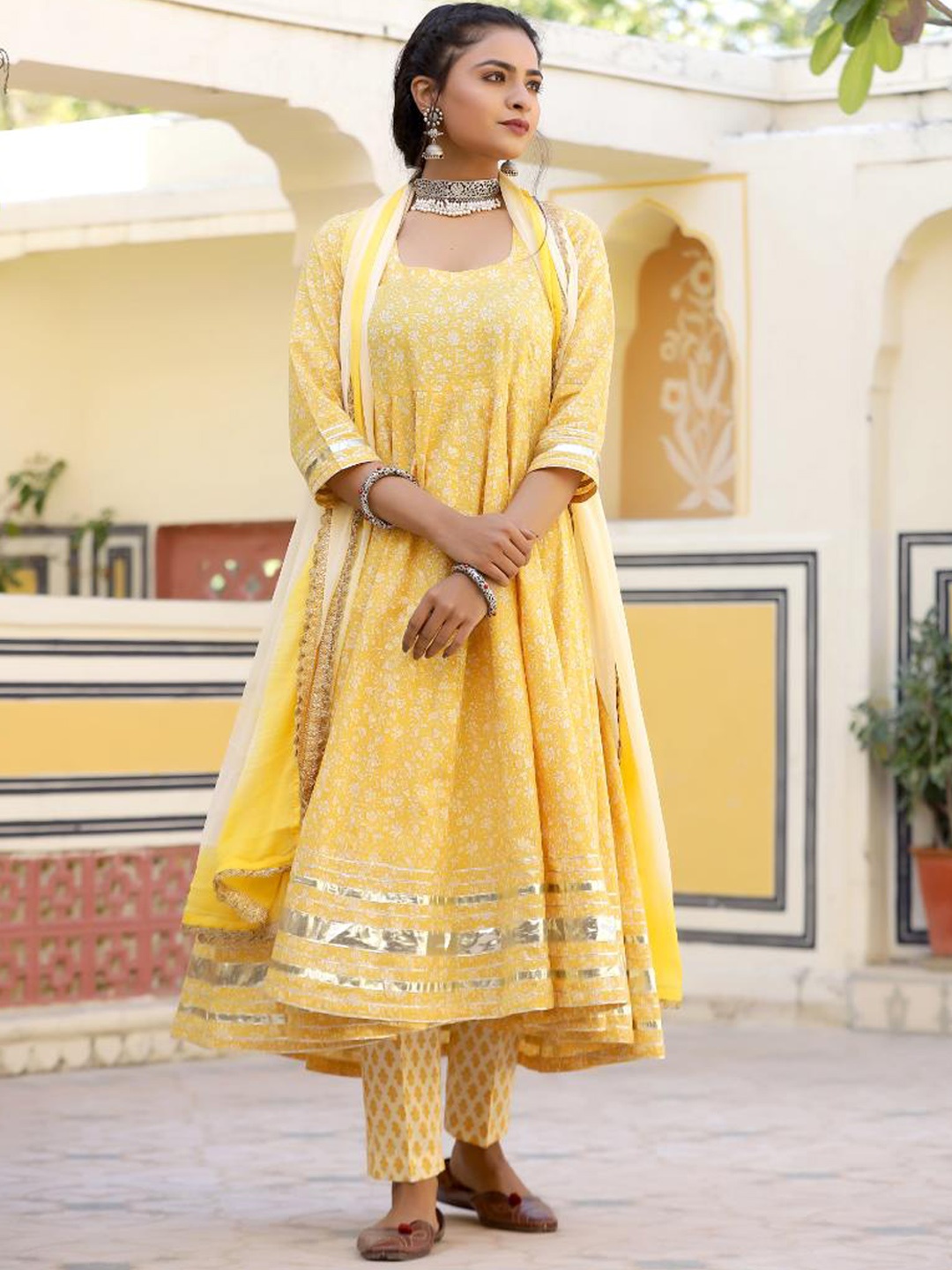 

Baisacrafts Women Yellow Ethnic Motifs Pure Cotton Kurta with Trousers & With Dupatta