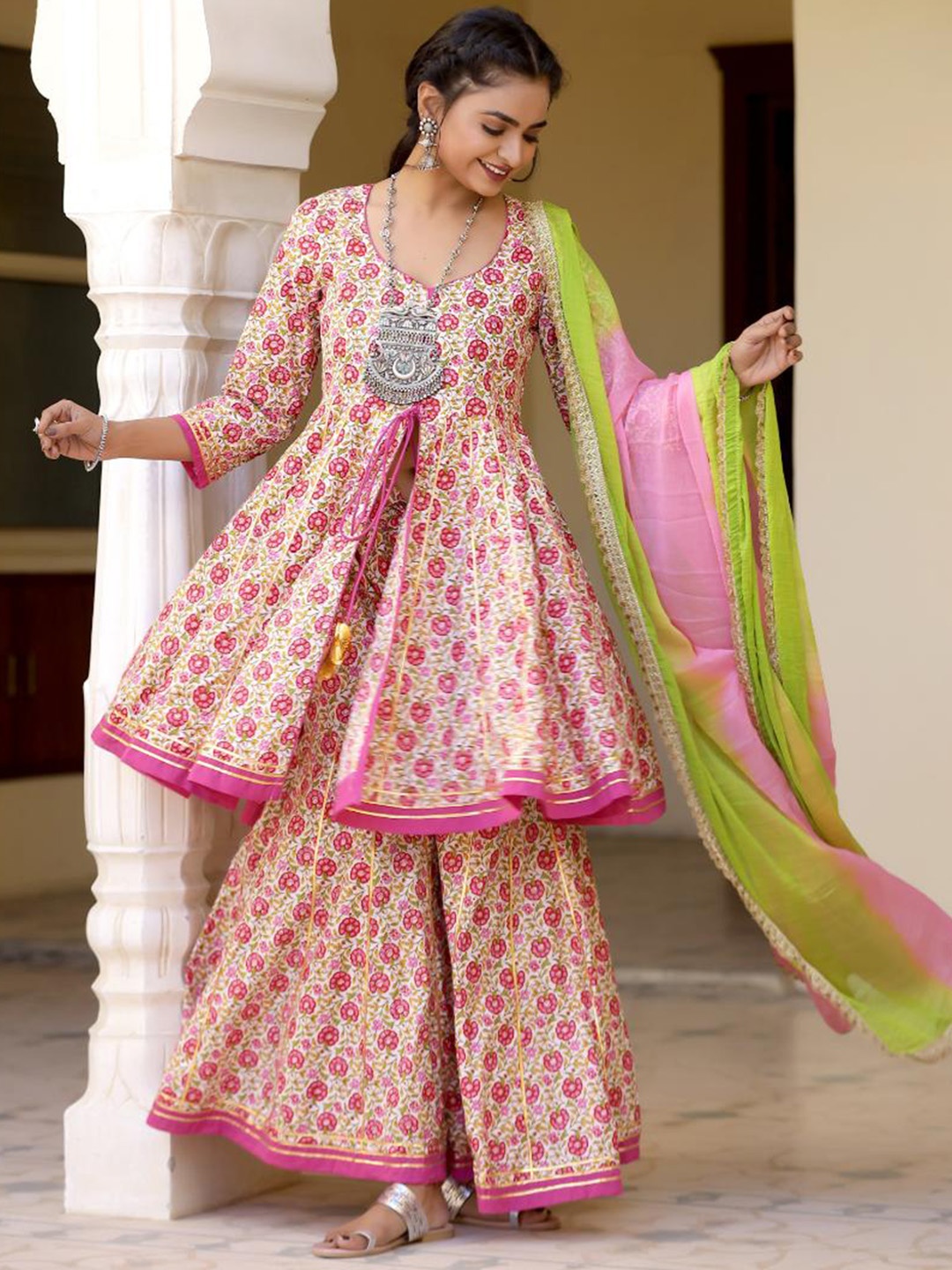 

Baisacrafts Women Beige Handblock Printed Gotapatti Cotton Kurta with Sharara & Dupatta