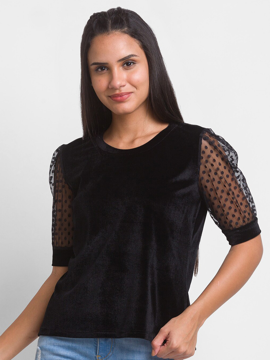 

Globus Black Extended Sleeves Velvet Top