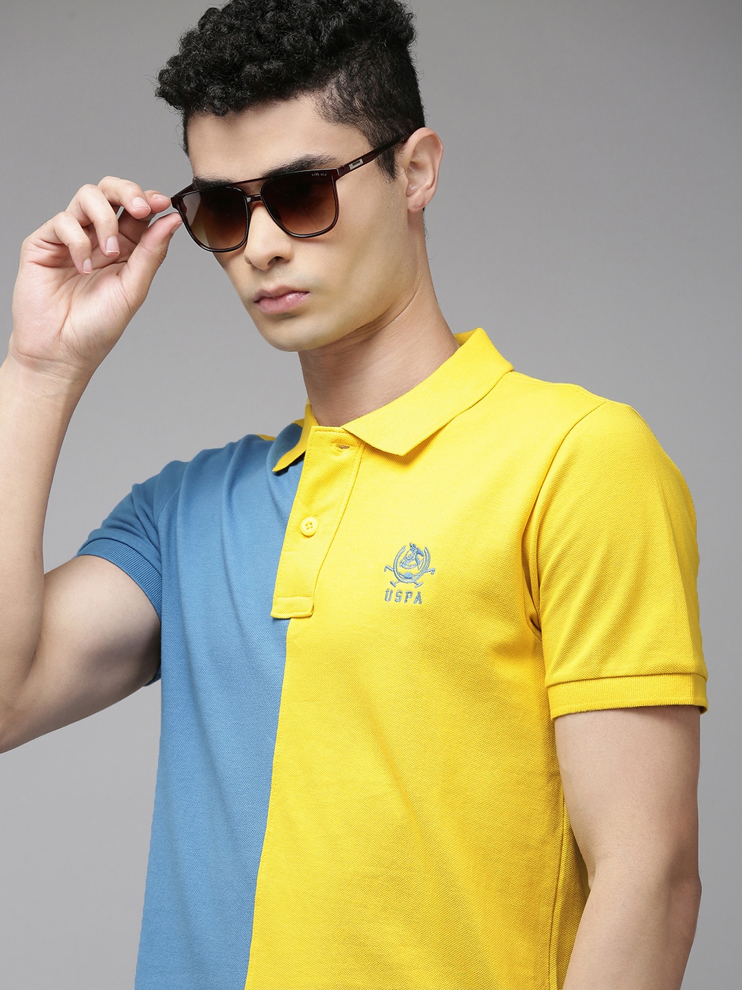 

U S Polo Assn Men Blue & Yellow Colourblocked Polo Collar Slim Fit Pure Cotton T-shirt
