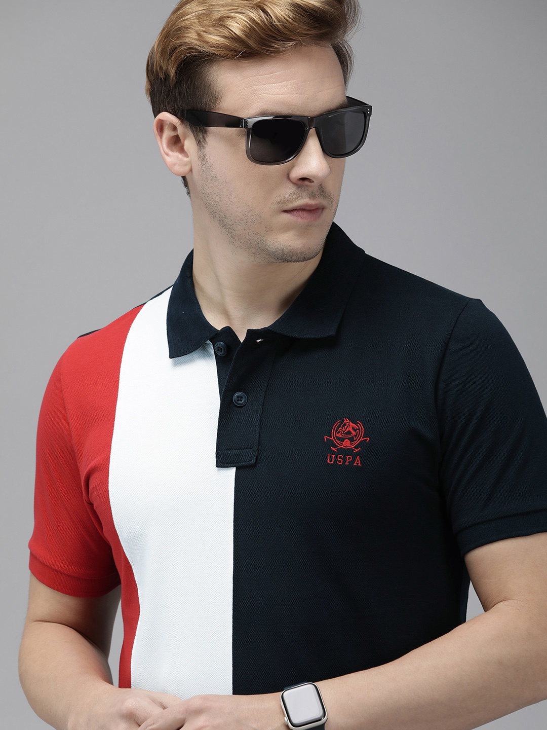 

U.S. Polo Assn. Men Navy Blue & Red Colourblocked Pure Cotton Slim Fit T-shirt