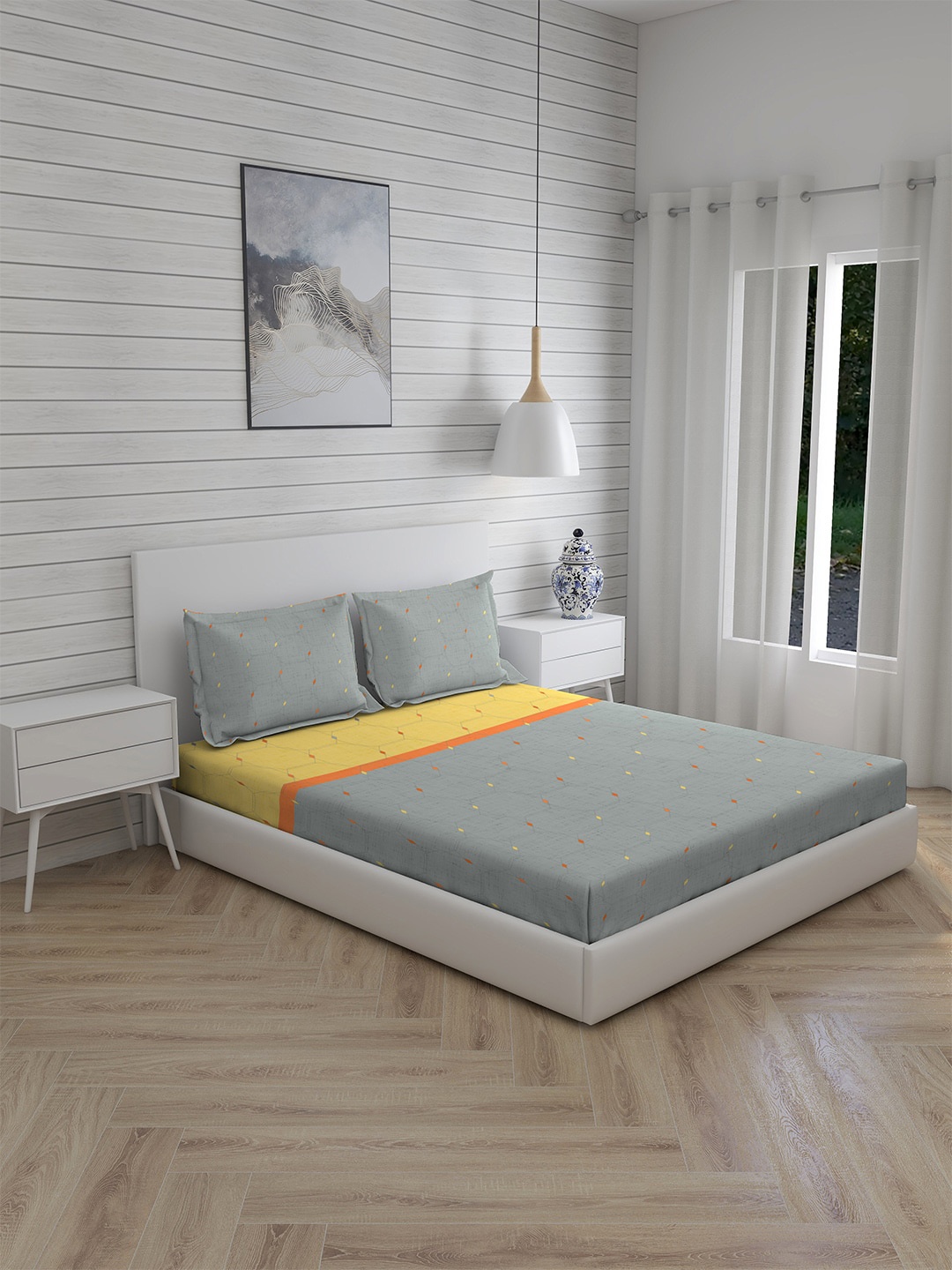 

Layers Grey & Orange 144 TC King Bedsheet with 2 Pillow Covers