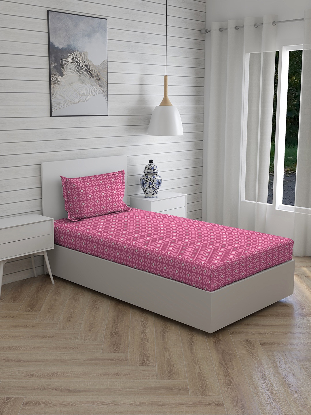 

Layers Pink Printed 144 TC Cotton Single Bedsheet With 1 Pillow Cover