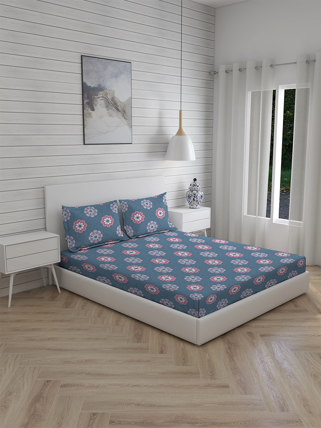 

Layers Blue & Pink Floral 144 TC King Bedsheet with 2 Pillow Covers