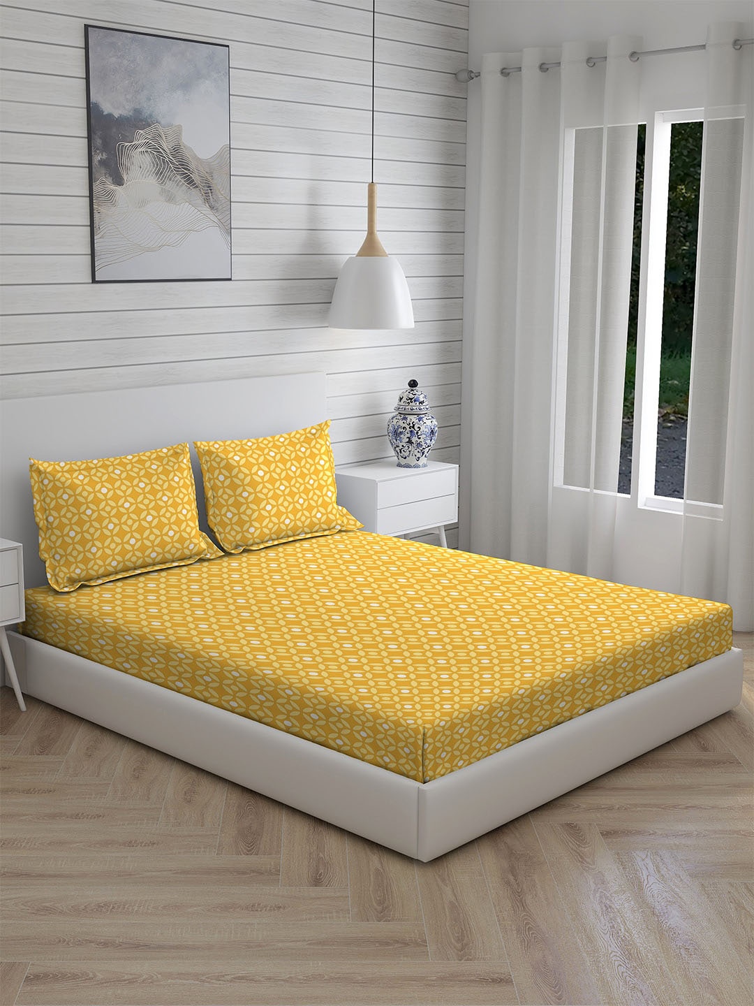 

Layers Yellow & Off White Floral 144 TC King Bedsheet with 2 Pillow Covers