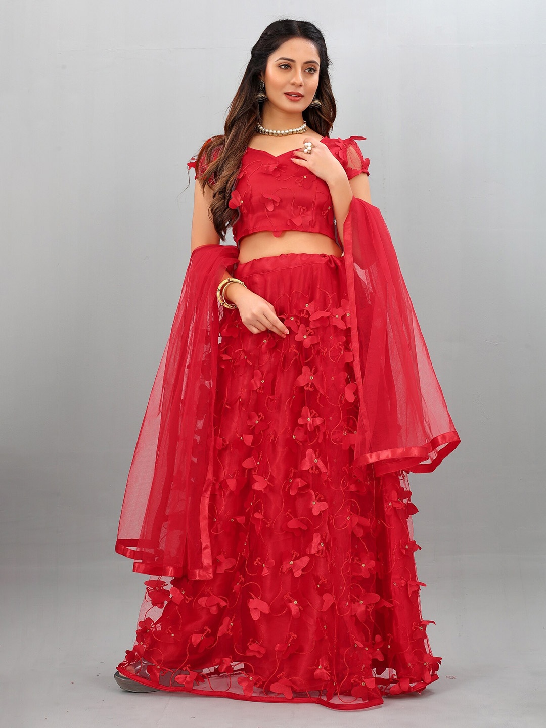 

APNISHA Women Red Embroidered Ready to Wear Lehenga & Unstitched Blouse With Dupatta