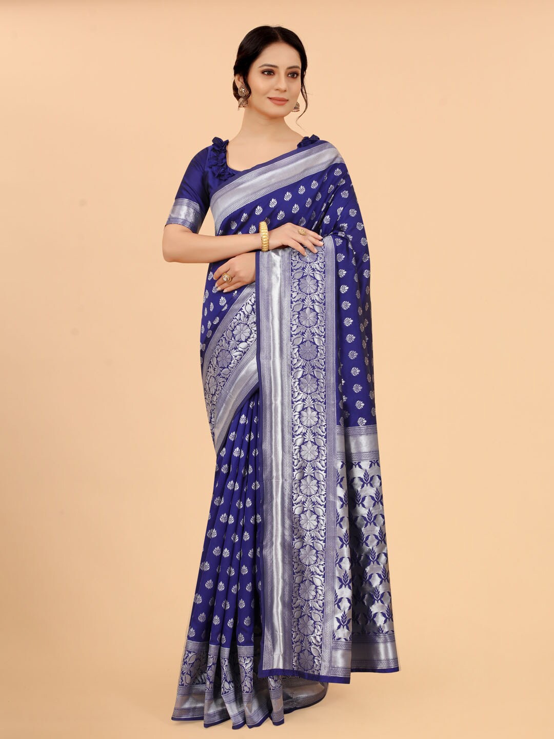 

WELL WORN Navy Blue & Silver-Toned Woven Design Zari Silk Cotton Banarasi Saree