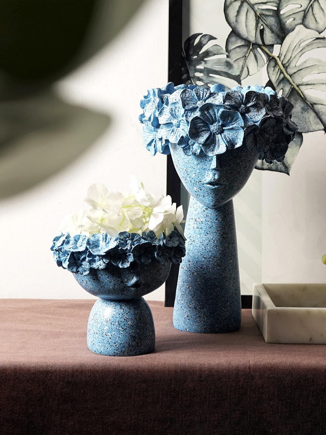 

THE ARTMENT Blue Set of 2 Surreal Faces Table Planters