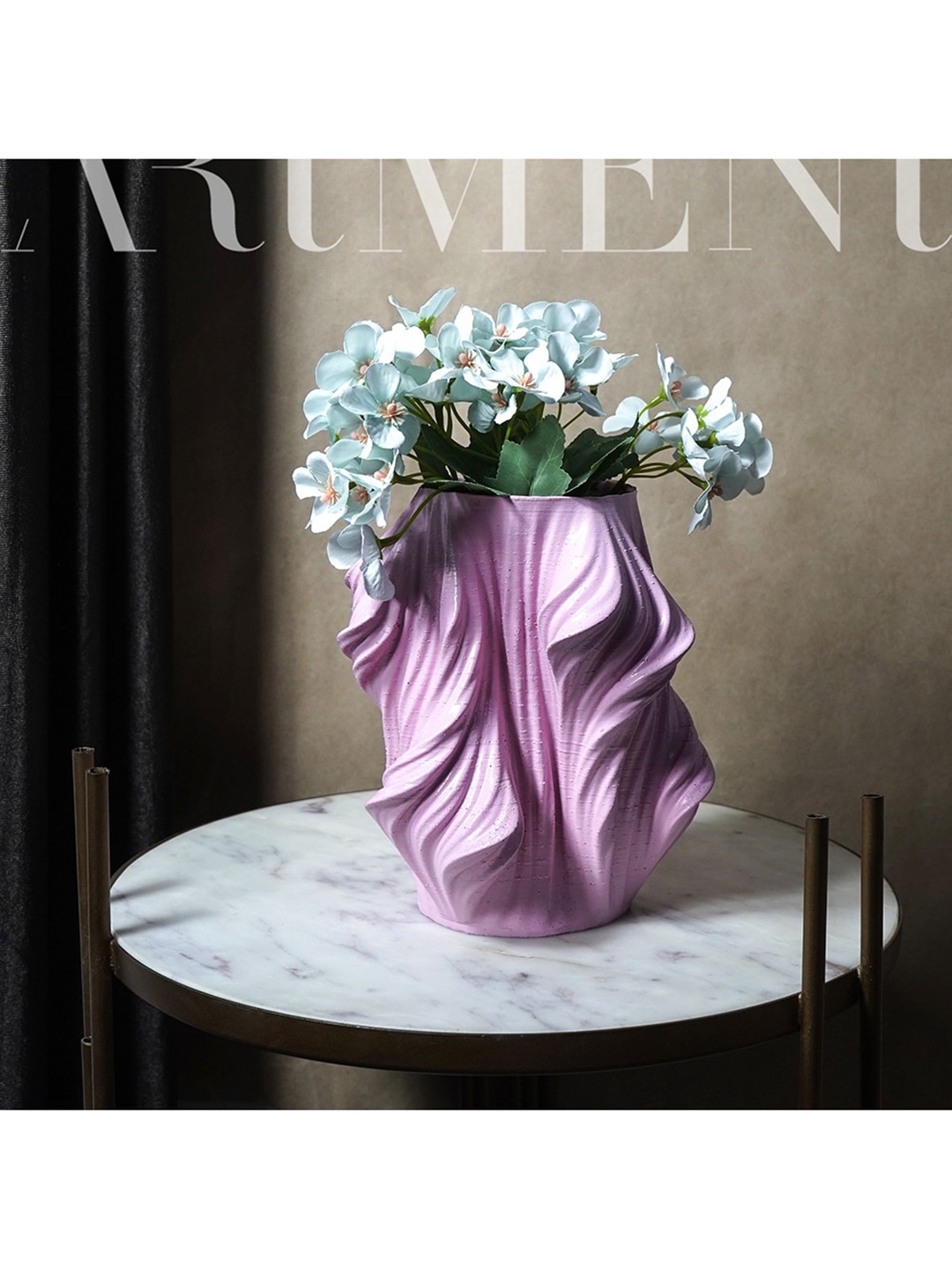 THE ARTMENT Pink Surreal Gown In Wind Table Planter