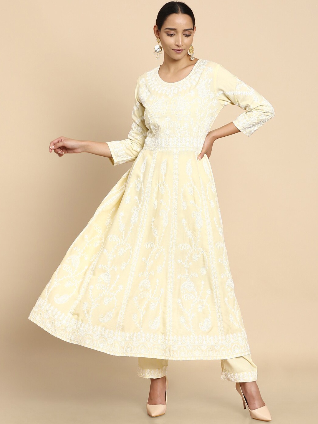 

Soch Women Cream-Coloured Ethnic Motifs Embroidered Panelled Aari Work Kurta with Trousers