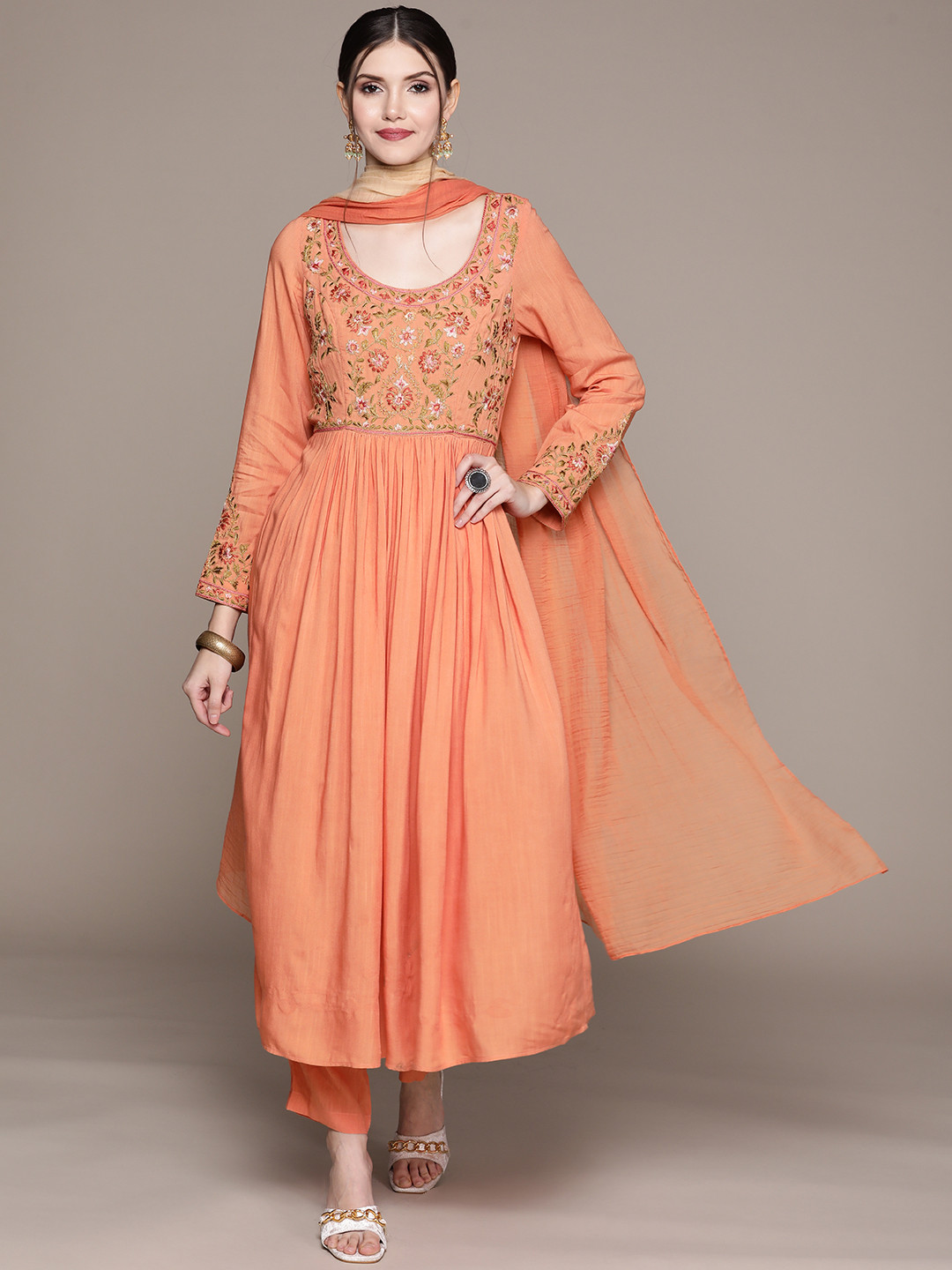 

aarke Ritu Kumar Women Peach-Coloured Embroidered Anarkali Kurta with Trousers & Dupatta, Orange