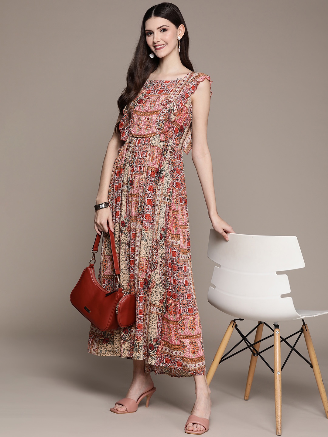 

aarke Ritu Kumar White & Red Ethnic Motifs Printed Crepe Maxi Midi Dress
