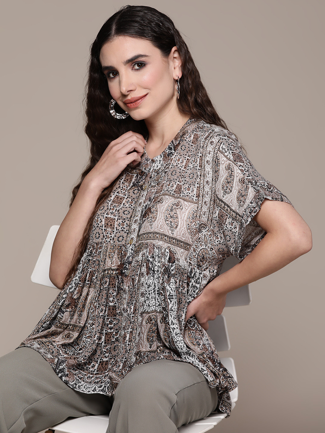 

aarke Ritu Kumar Sage Green & White Ethnic Motif Print A-Line Top