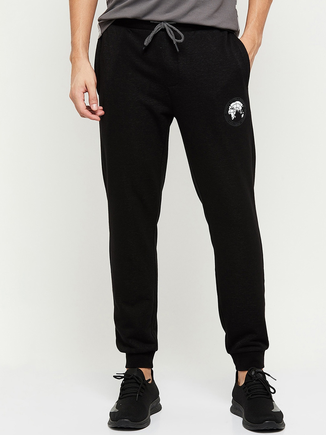 

Max Men Regular Fit Black Solid Joggers