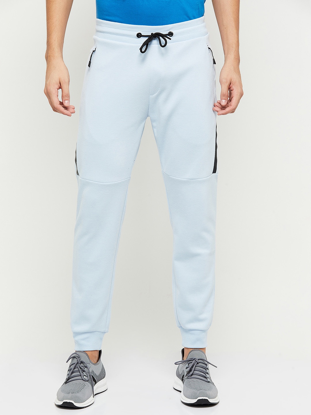 

max Men Blue Solid Joggers