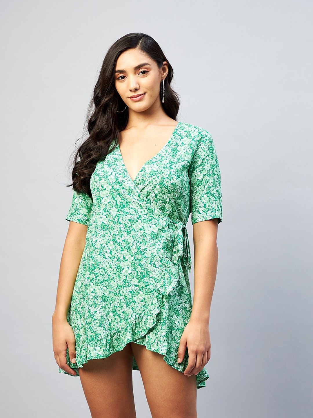 

DELAN Women Green Floral Printed Wrap Dress