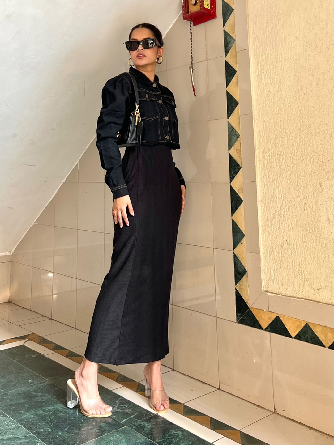 

SASSAFRAS Women Gorgeous Black Solid Vacay Attire