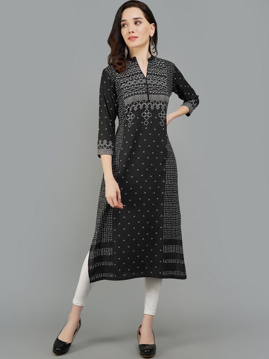 

ADAA JAIPUR Women Black Geometric Striped Thread Work Kurta