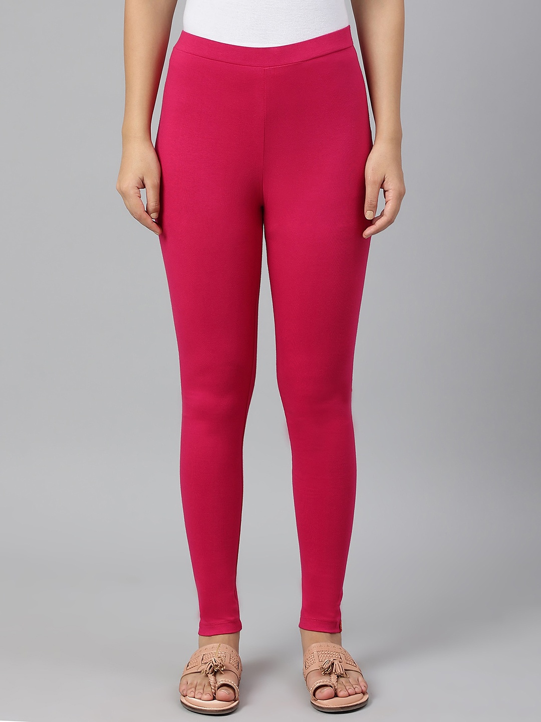 

W Women Pink Solid Ankle Length Leggings