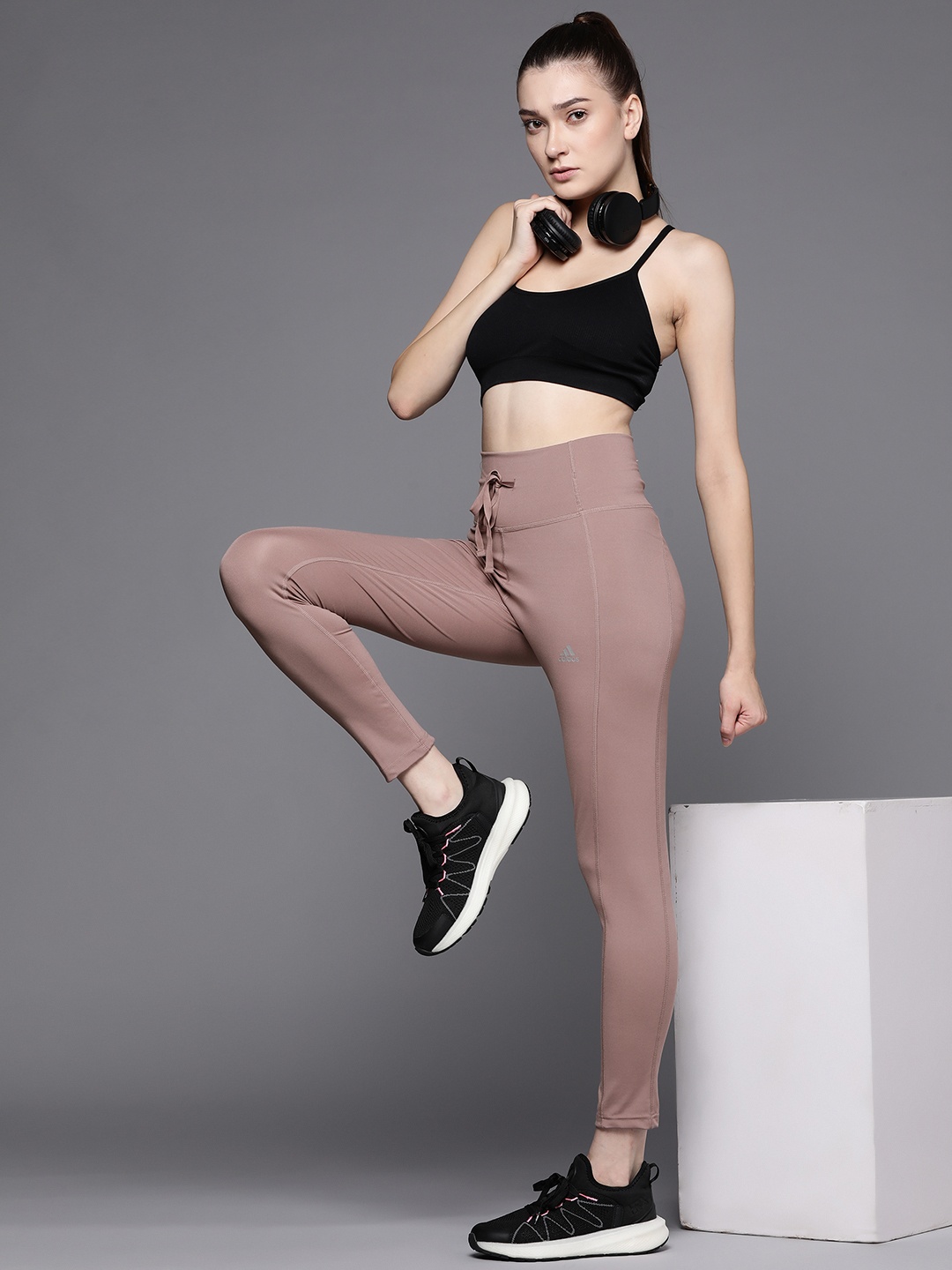 

ADIDAS Women Mauve Moisture-Absorbing Aeroready Tights