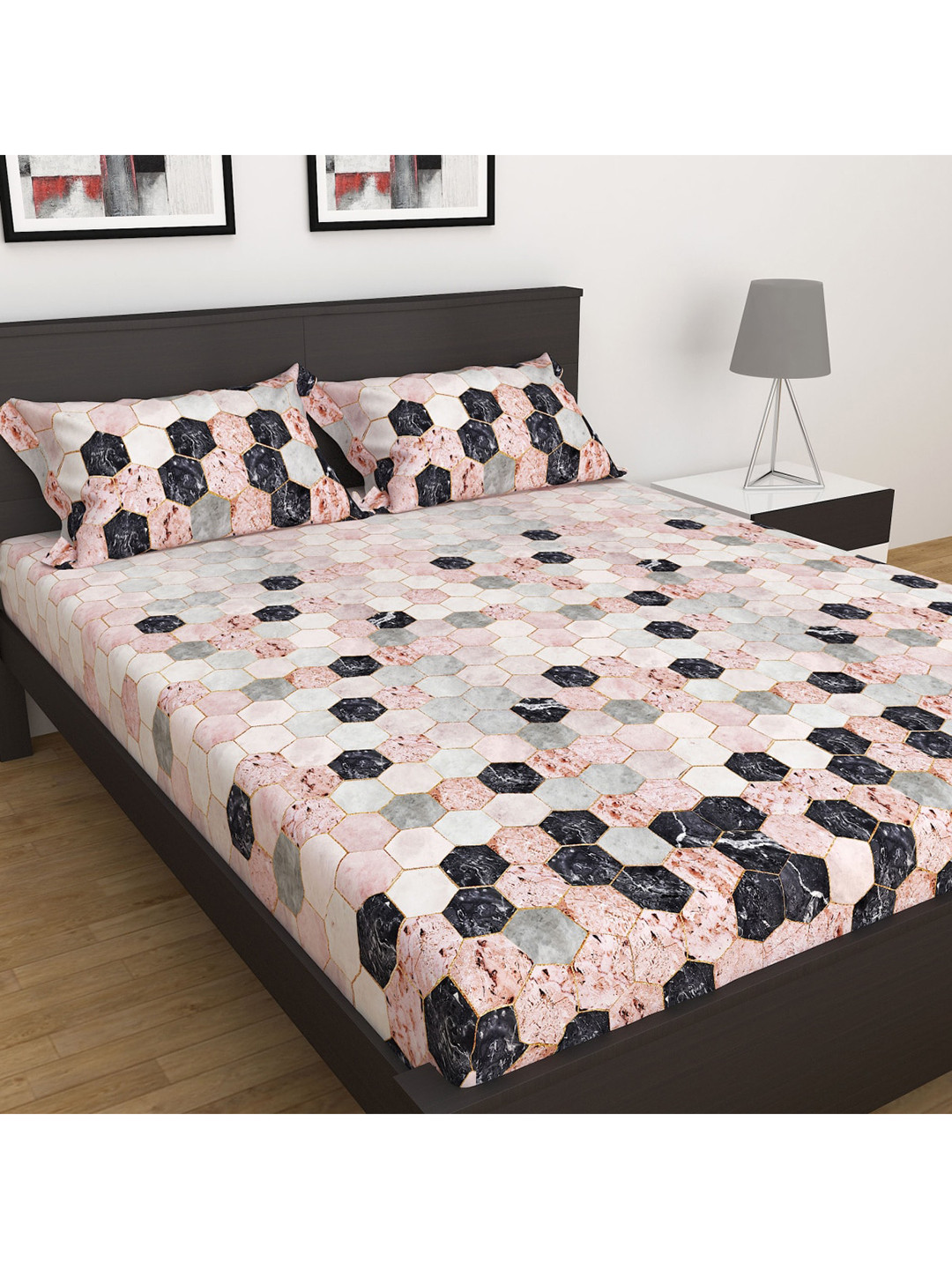 

Home Centre 180 TC Imprints Digital Printed Super King Bedsheet with 2 Pillow Covers, Black