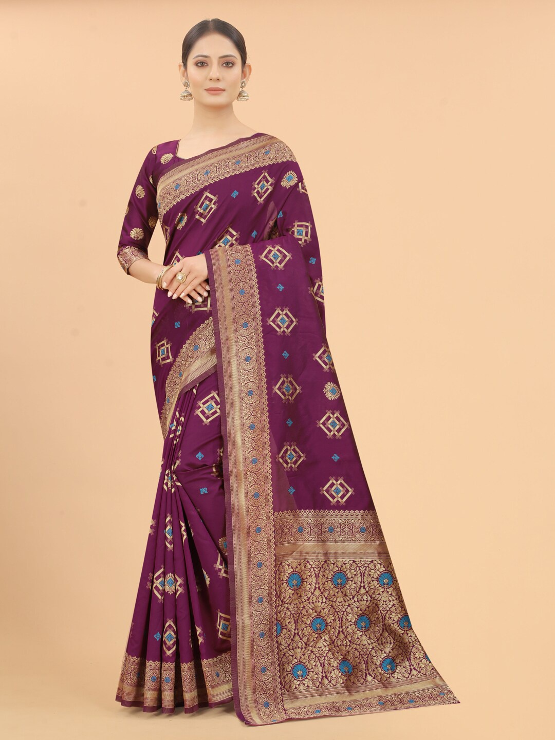 

WELL WORN Purple & Gold-Toned Woven Design Zari Silk Cotton Banarasi Saree