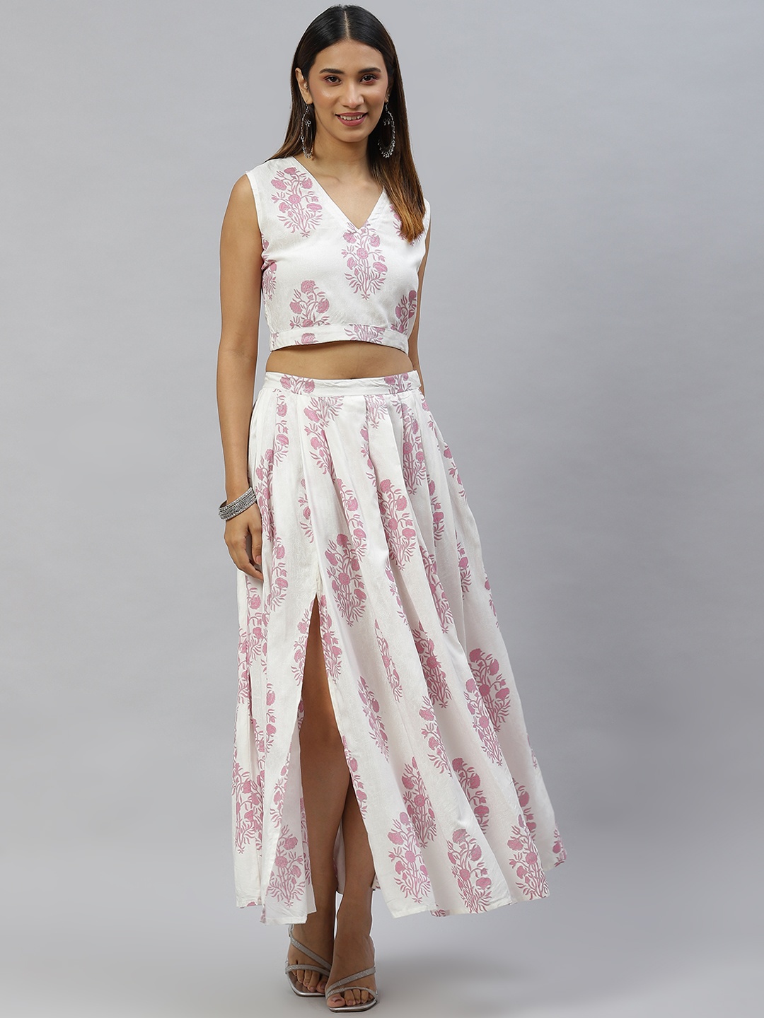 

mokshi White Floral Printed Crop Top With Slit Skirt