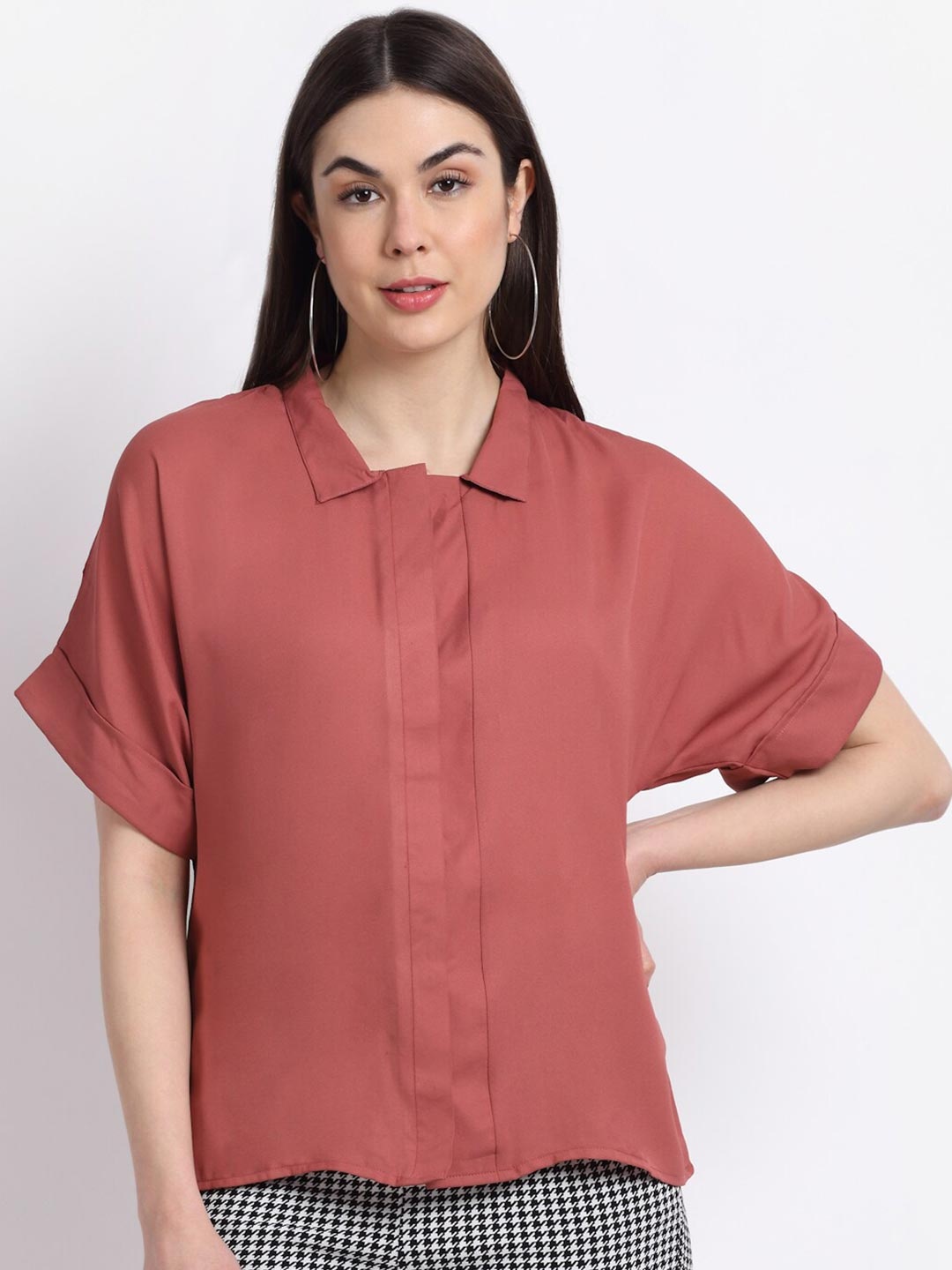 

La Zoire Women Pink Classic Semiformal Shirt