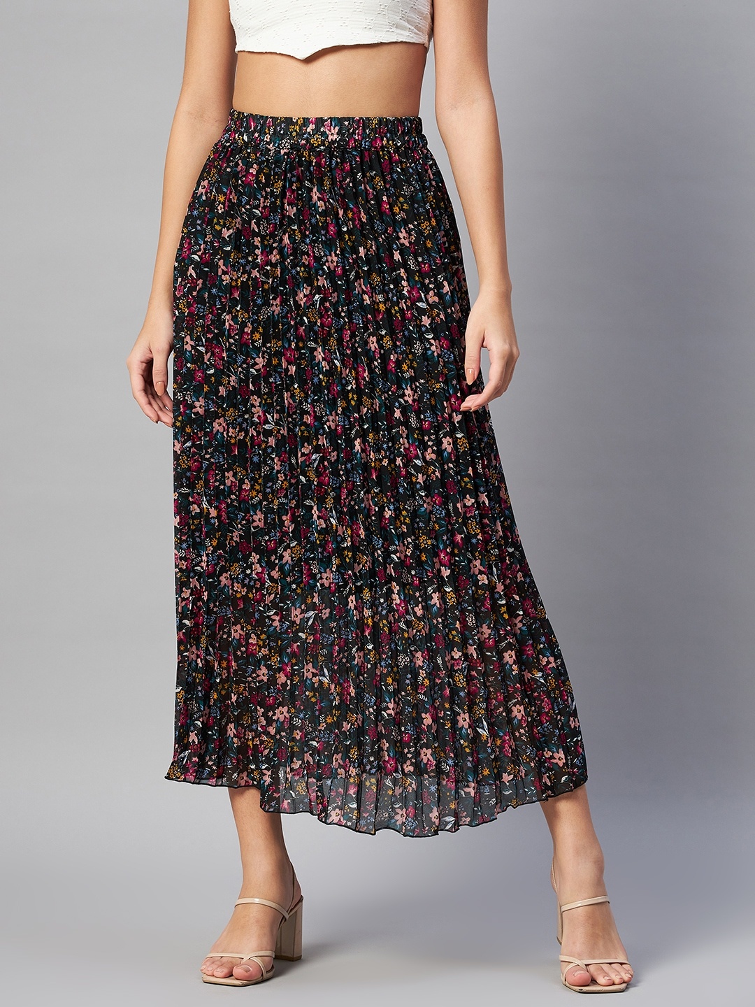 

plusS Black Floral Printed Accordion Pleats Midi Flared Skirt