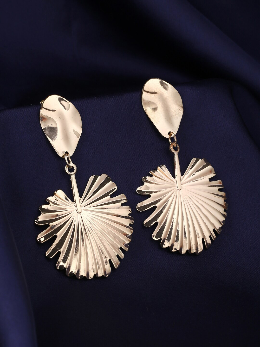 

kashwini Rose Gold Contemporary Drop Earrings
