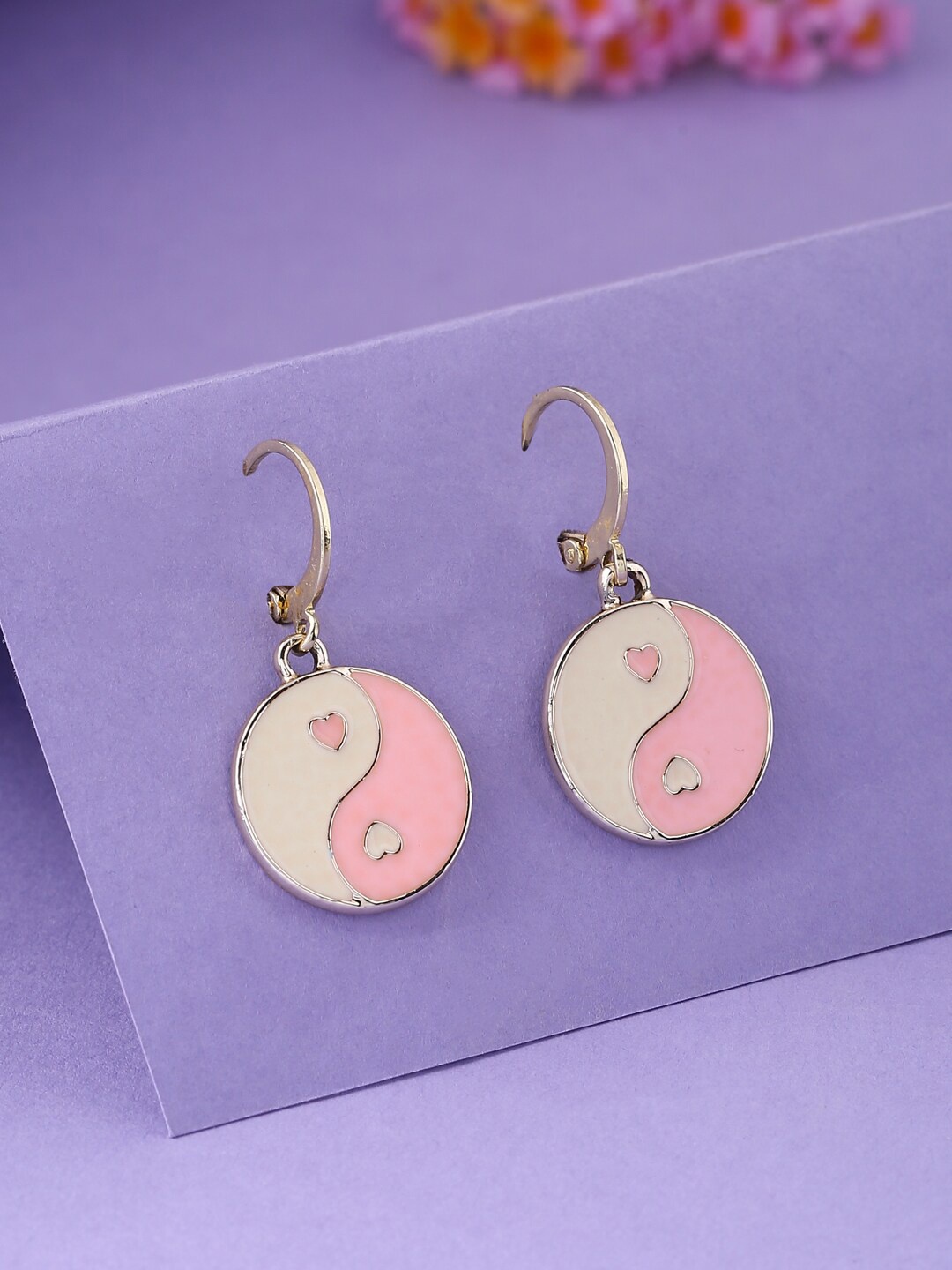 

kashwini Pink & Beige Contemporary Drop Earrings