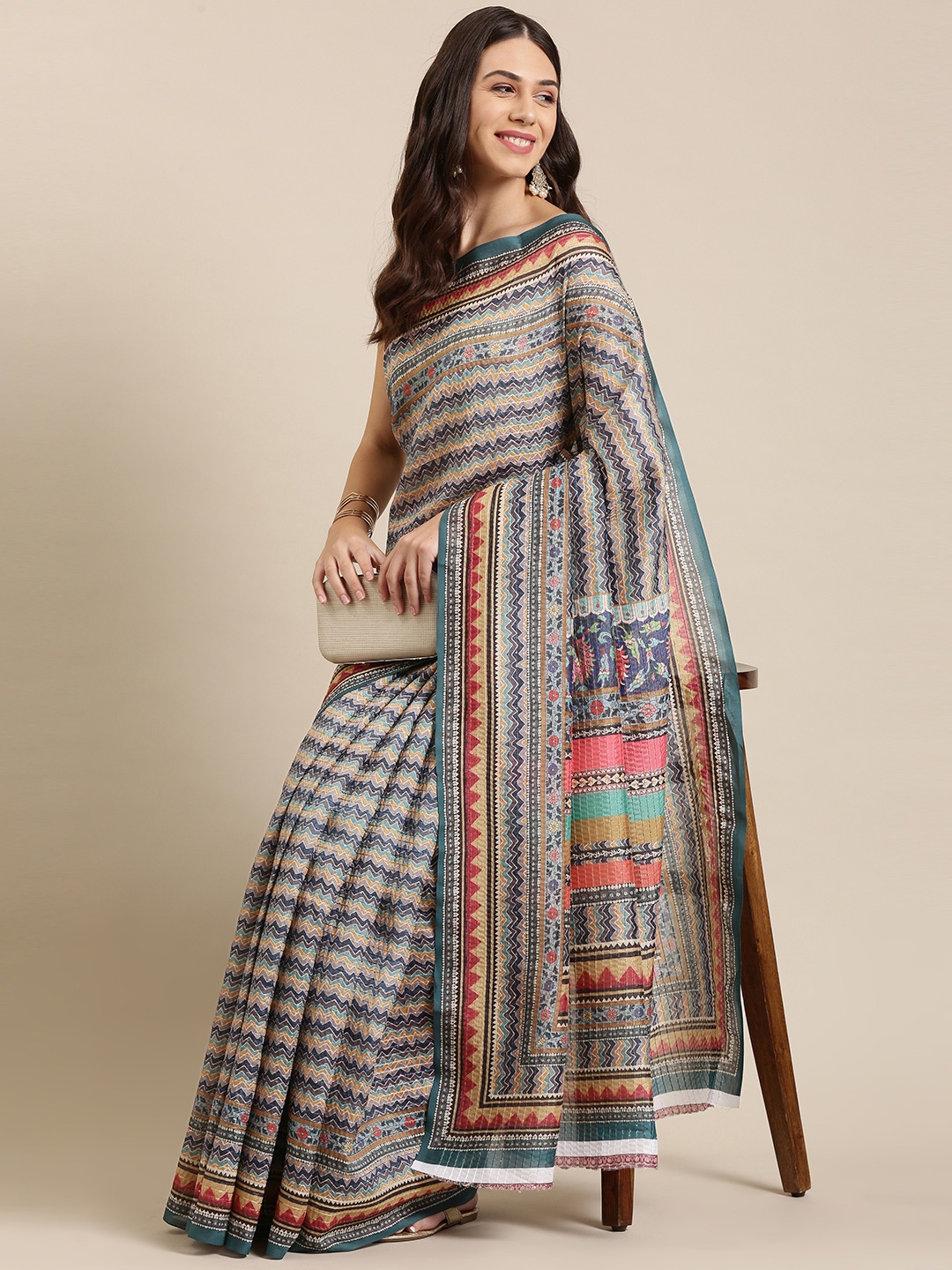 

VASTRANAND Multicoloured Sequinned Art Silk Saree, Multi