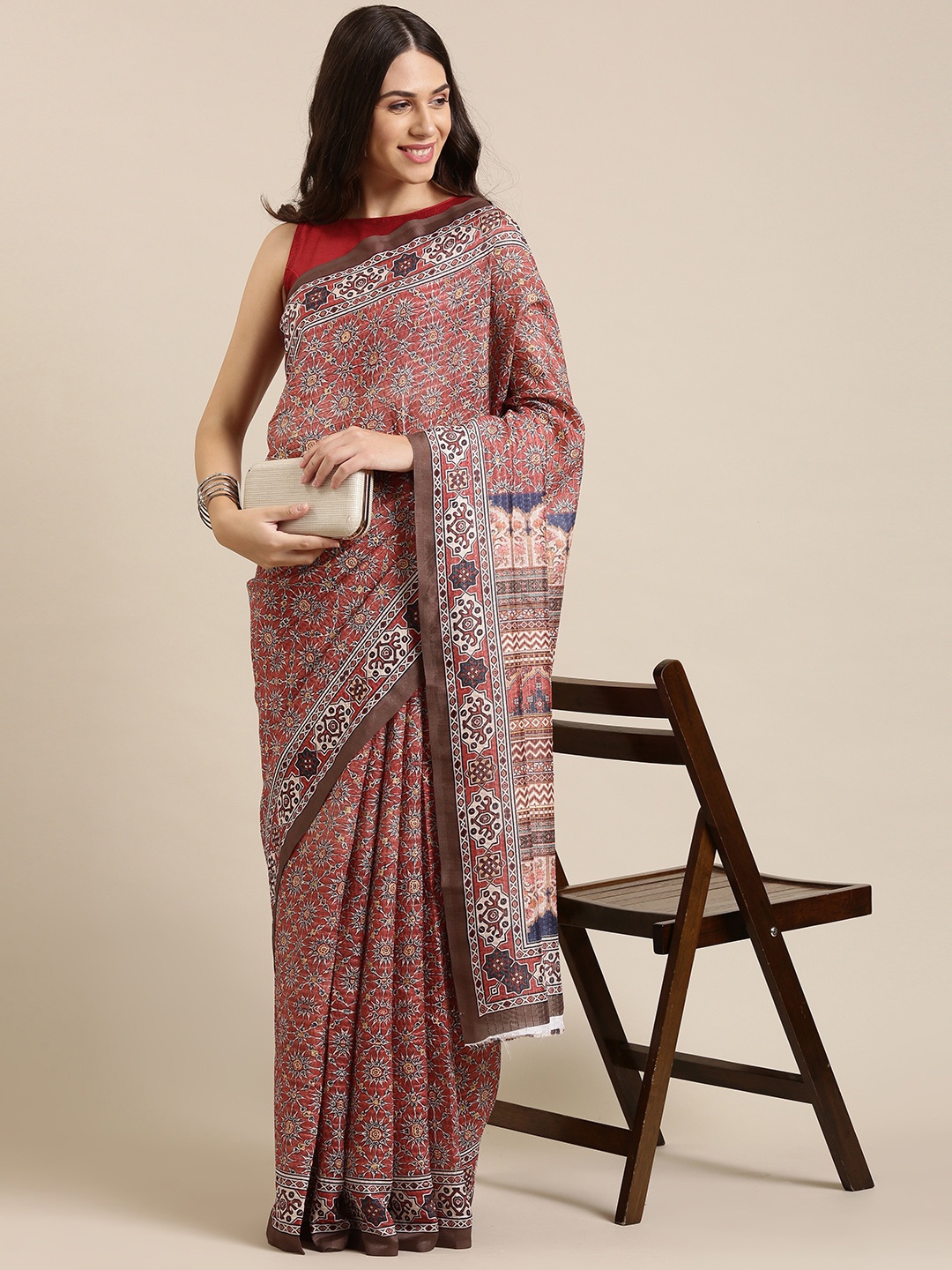 

VASTRANAND Red & Grey Ethnic Motifs Sequinned Art Silk Saree