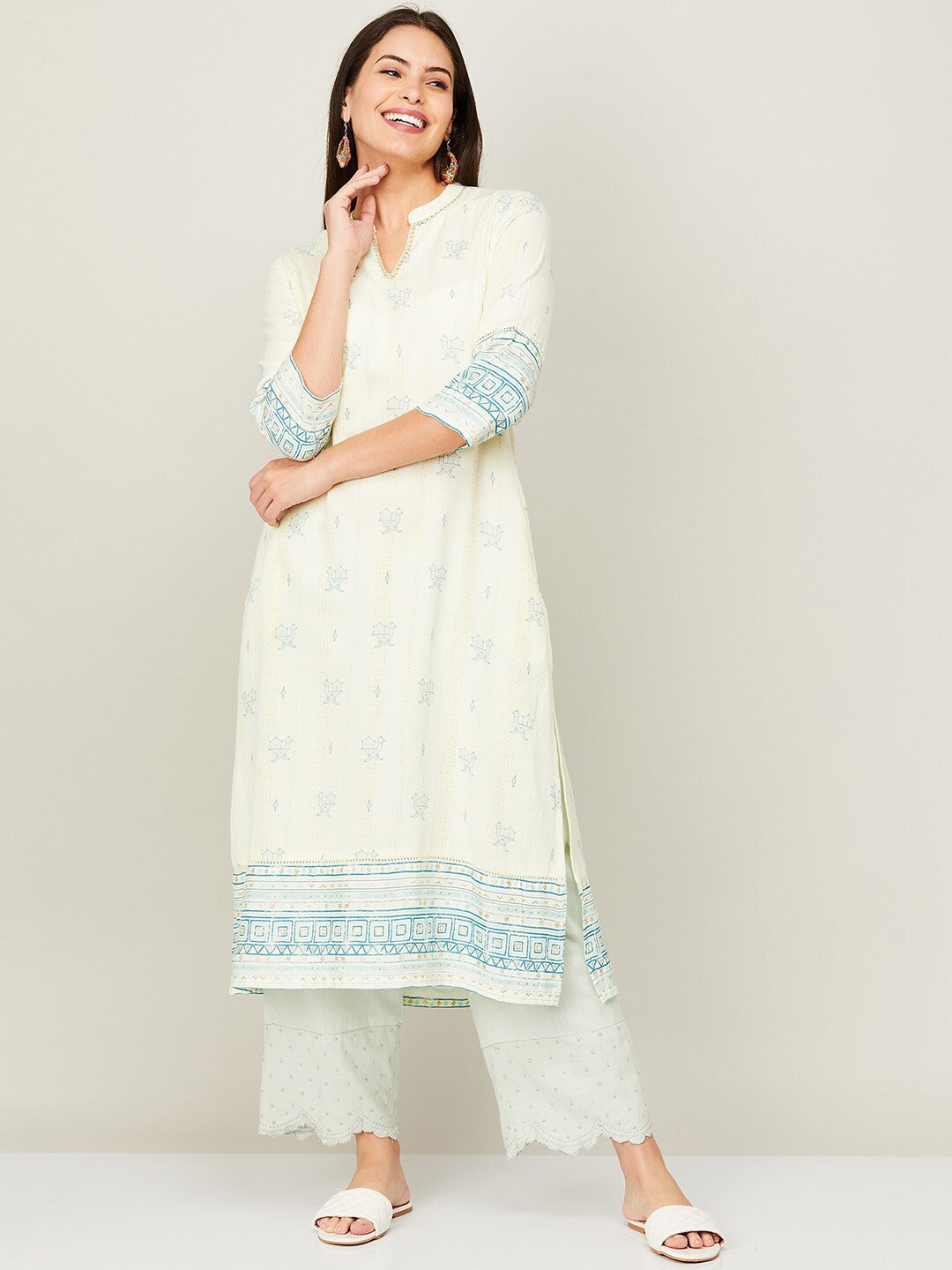 

Melange by Lifestyle Women White Geometric Printed Kurta