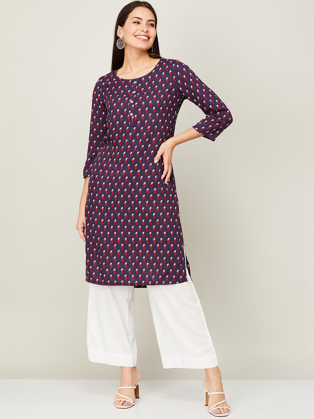 

Melange by Lifestyle Women Navy Blue Geometric Printed Thread Work Kurta