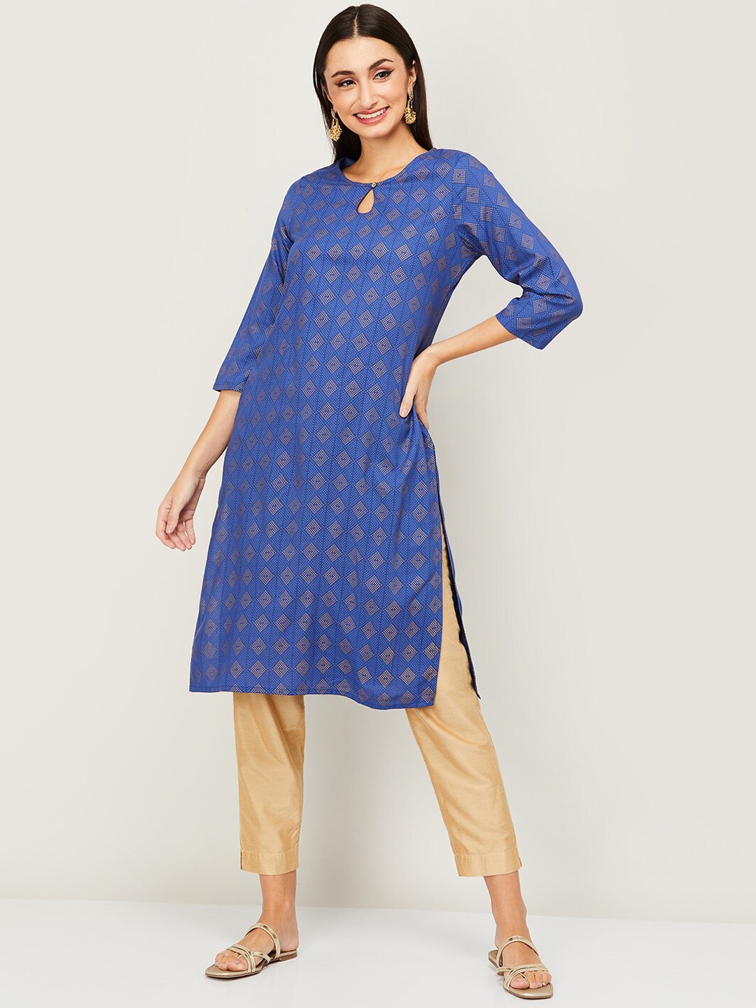 

Melange by Lifestyle Women Purple Geometric Printed Keyhole Neck Kurta