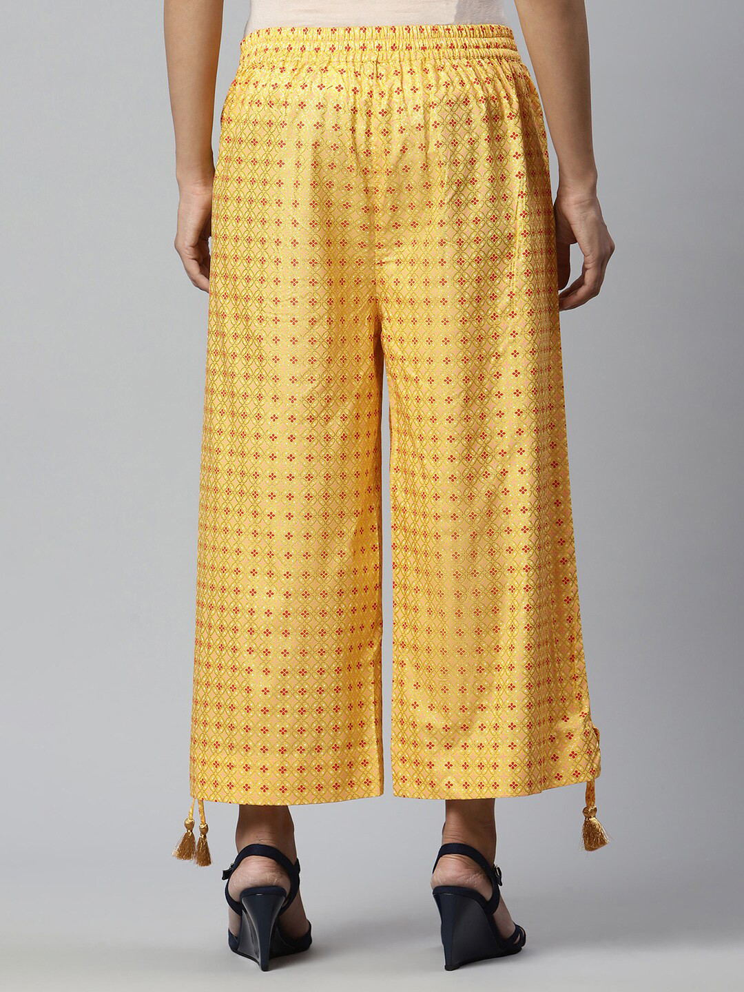 

AURELIA Women Printed Ethnic Palazzos, Yellow