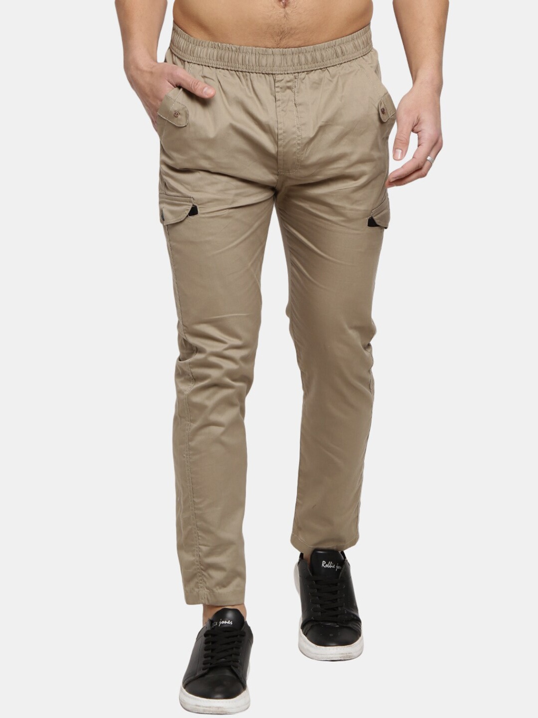 

V-Mart Men Khaki Solid Classic Slim Fit Cargos Trousers