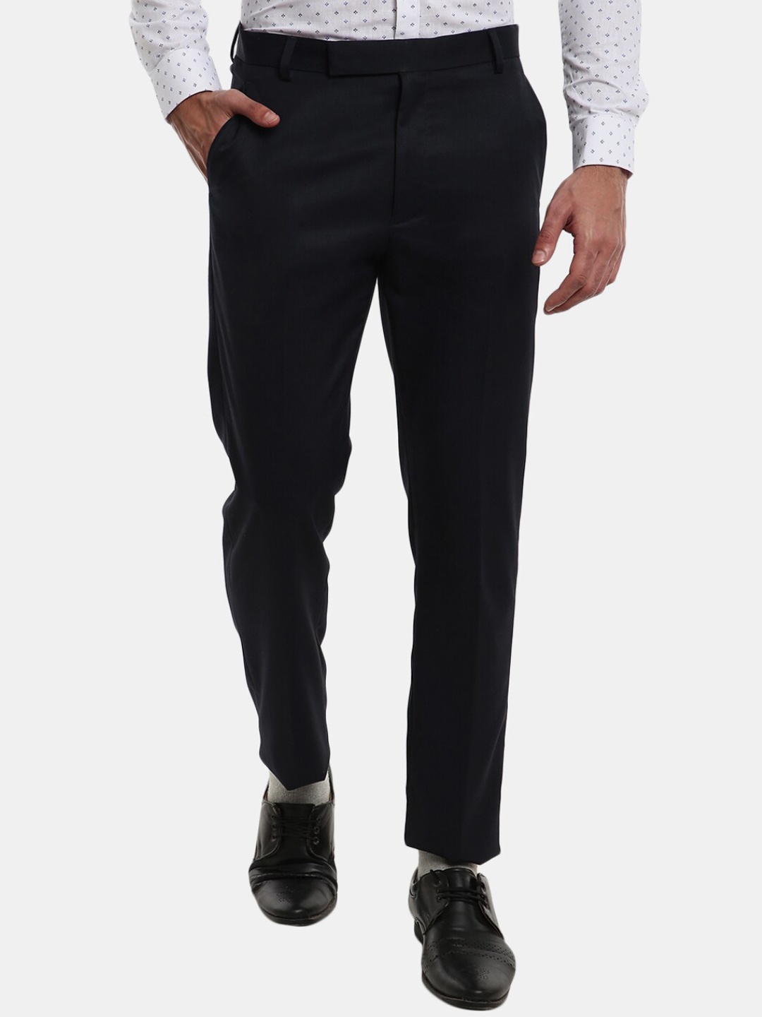 

V-Mart Men Navy Blue Classic Slim Fit Trousers