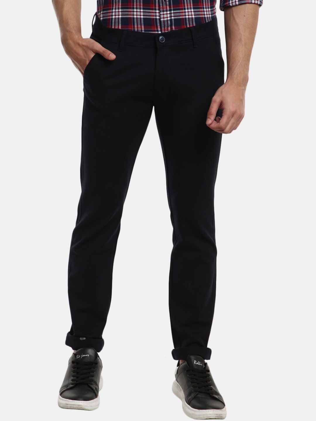 

V-Mart Men Blue Classic Slim Fit Trousers