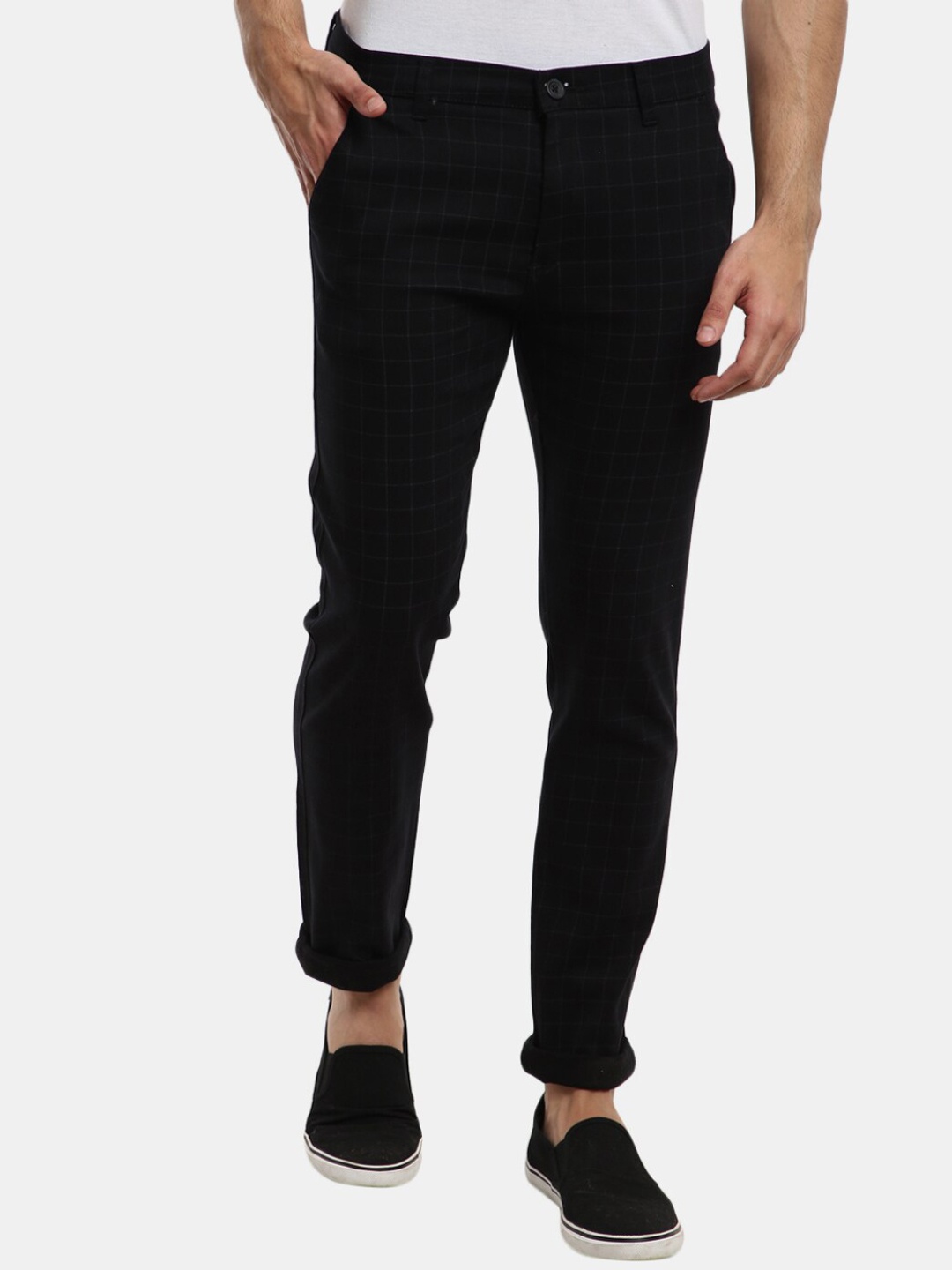 

V-Mart Men Black Checked Classic Slim Fit Trousers